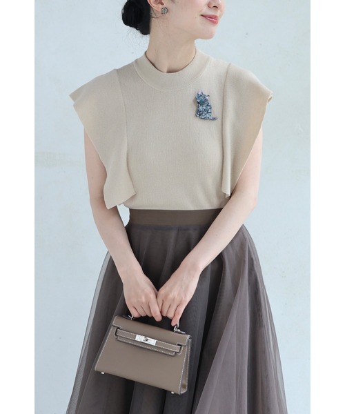 cawaii（カワイイ）の「青い目のミルキーな猫ちゃんブローチ（ブローチ/コサージュ・レディース・ホワイト/ブラック・FREE）」の4枚目の写真