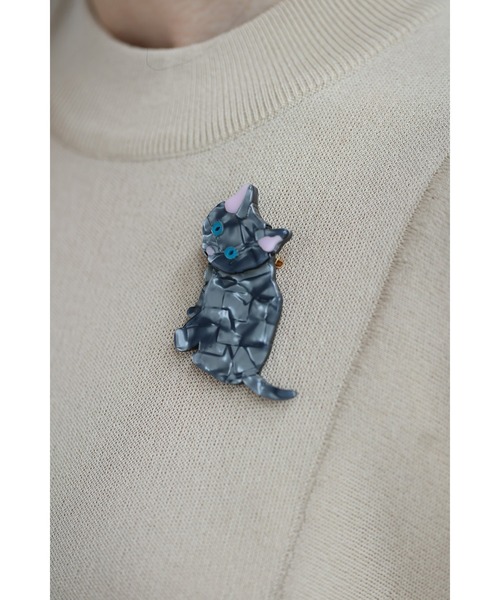 cawaii（カワイイ）の「青い目のミルキーな猫ちゃんブローチ（ブローチ/コサージュ・レディース・ホワイト/ブラック・FREE）」の16枚目の写真
