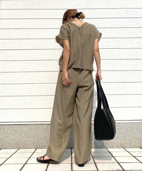 Q（キュー）の「レーヨンスラブワイドパンツ（その他パンツ・レディース・オリーブ/ブラック・MEDIUM）」の21枚目の写真