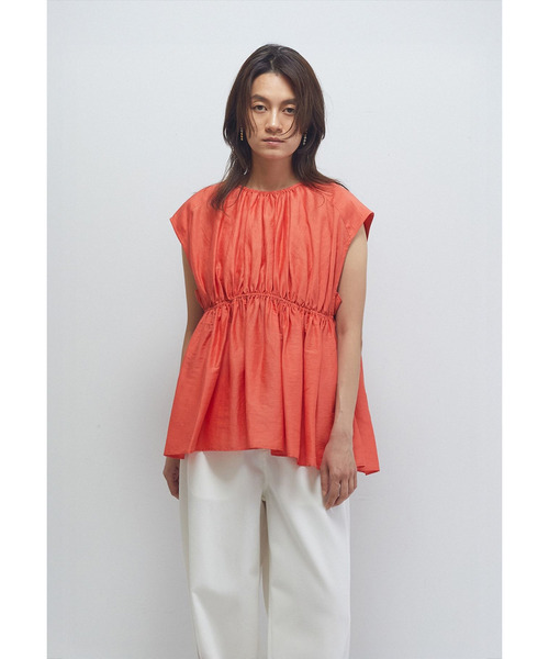 1er Arrondissement（プルミエアロンディスモン）の「ギャザーネックブラウス（シャツ/ブラウス・レディース・オフホワイト/オレンジ系その他/ブラック系その他3・FREE）」の3枚目の写真