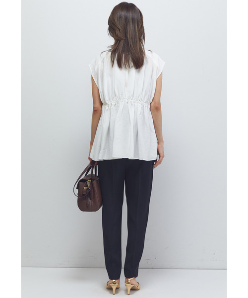 1er Arrondissement（プルミエアロンディスモン）の「ギャザーネックブラウス（シャツ/ブラウス・レディース・オフホワイト/オレンジ系その他/ブラック系その他3・FREE）」の8枚目の写真