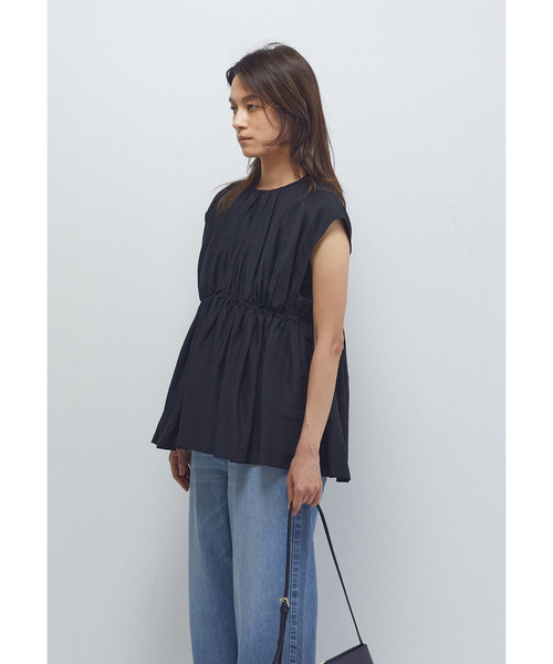 1er Arrondissement（プルミエアロンディスモン）の「ギャザーネックブラウス（シャツ/ブラウス・レディース・オフホワイト/オレンジ系その他/ブラック系その他3・FREE）」の12枚目の写真