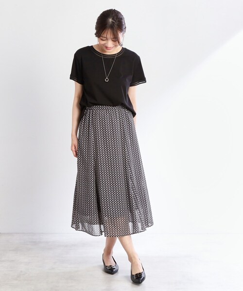 Reflect(リフレクト)の「【インナーにおすすめ◎】シアーネックデザインプルオーバー(Tシャツ/カットソー・レディース・ブラック/オフホワイト/ダークグレー・09/11)」の13枚目の写真