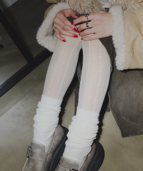 DTYYPE（ドタイプ）の「ライン柄ストッキング（タイツ/ストッキング・レディース・ホワイト/ブラック/グレー・FREE）」の2枚目の写真