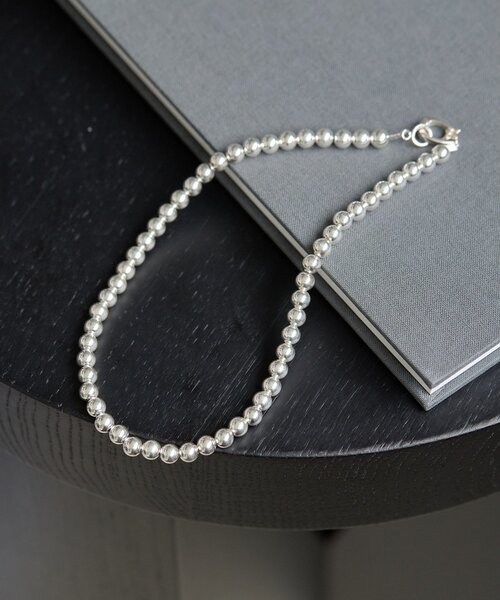 Whim Gazette(ウィムガゼット)の「【Hoaw.】シルバービース ショートネックレス(ネックレス・レディース・シルバー系その他4・FREE)」の1枚目の写真