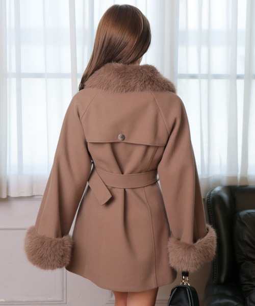 ケープライクフレアスリーブコート（その他アウター）｜LIPSERVICE