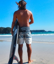 BILLABONG（ビラボン）の「BILLABONG メンズ TRIBONG LO TIDE ボードショーツ 【2025年夏モデル】/ビラボン切り替えプリントサーフトランクス・ボードショーツ・バギーショーツ(水着)（水着・メンズ）」