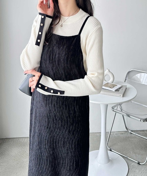 GeeRA(ジーラ)の「ベロアプリーツキャミワンピース(ワンピース・レディース・グレー/ブラック・MEDIUM/LARGE)」の1枚目の写真