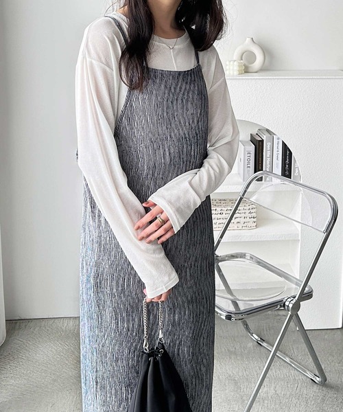 GeeRA(ジーラ)の「ベロアプリーツキャミワンピース(ワンピース・レディース・グレー/ブラック・MEDIUM/LARGE)」の7枚目の写真