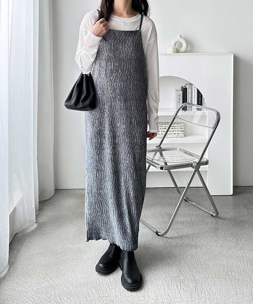 GeeRA(ジーラ)の「ベロアプリーツキャミワンピース(ワンピース・レディース・グレー/ブラック・MEDIUM/LARGE)」の8枚目の写真