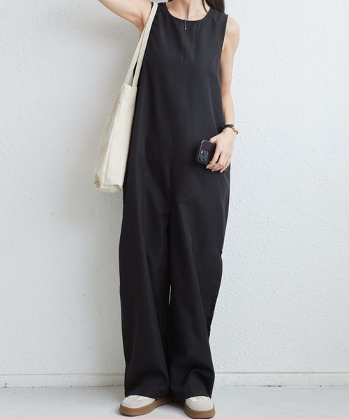 MAISON DE THERESE（メゾン ド テレーズ）の「クルーネックノースリーブルーズシルエットオールインワン（つなぎ/オールインワン・レディース・ブラック・L/M/S）」の3枚目の写真