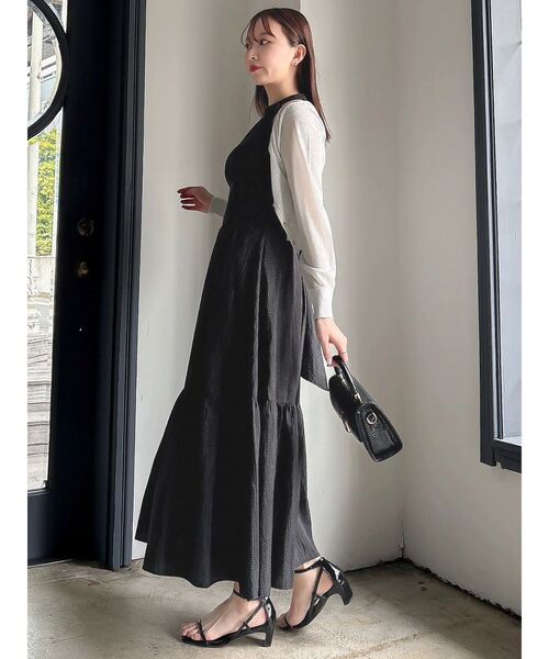 dazzlin（ダズリン）の「ラメシアーシンプルニットカーディガン（カーディガン/ボレロ・レディース・オフホワイト/グレー/ピンク・FREE）」の11枚目の写真