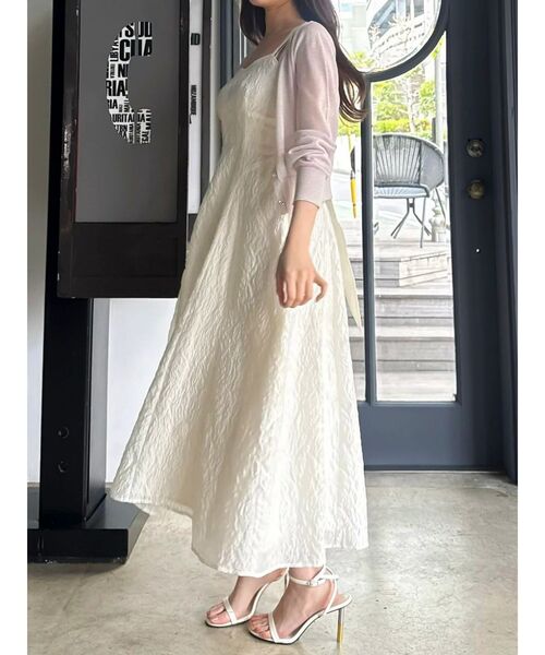 dazzlin（ダズリン）の「ラメシアーシンプルニットカーディガン（カーディガン/ボレロ・レディース・オフホワイト/グレー/ピンク・FREE）」の15枚目の写真