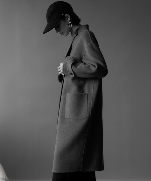 23区（ニジュウサンク）の「MANTECOPureリバー スタンドカラーコート（その他アウター・レディース・ブラック系/グレー系・38）」の5枚目の写真