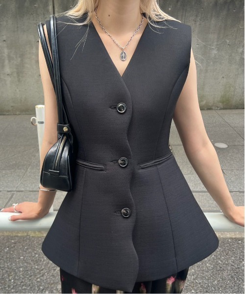 AMERI ブラック ストライプ ベスト 【Ameri VINTAGE】 Ameri VINTAGE - Ameri アメリ LOGO STRIPE VEST ロゴストライプ
