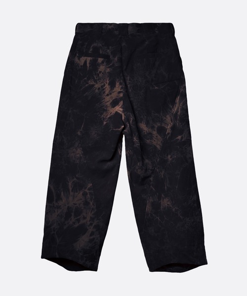 YUKI HASHIMOTO(ユウキハシモト)の「YUKI HASHIMOTO CORDUROY REVERSE TWISTED WORK PANTS (252-01-0206C)(その他パンツ・メンズ・ブラック・44/46)」の2枚目の写真