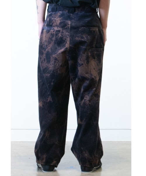 YUKI HASHIMOTO(ユウキハシモト)の「YUKI HASHIMOTO CORDUROY REVERSE TWISTED WORK PANTS (252-01-0206C)(その他パンツ・メンズ・ブラック・44/46)」の5枚目の写真
