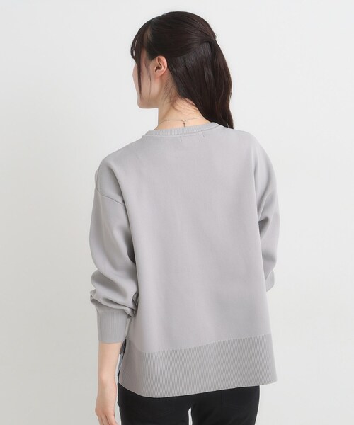 SHOO・LA・RUE（シューラルー）の「【S-LL/洗える】一枚で簡単こなれ見え スポンディッシュ 裾レイヤード風ニット【CIRCRIC】（ニット/セーター・レディース・ライトパープル/ブルー系その他/レンガ/ブラック/グレー・01/02/03/04）」の19枚目の写真