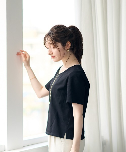 12Twelve Agenda(トゥエルブ アジェンダ)の「STRAIGHT Tシャツ(Tシャツ/カットソー・レディース・オフホワイト/ブラック・M)」の12枚目の写真