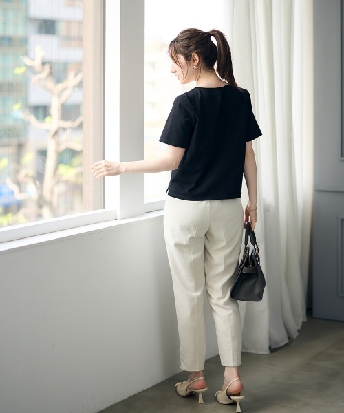 12Twelve Agenda(トゥエルブ アジェンダ)の「STRAIGHT Tシャツ(Tシャツ/カットソー・レディース・オフホワイト/ブラック・M)」の15枚目の写真