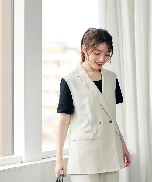 12Twelve Agenda(トゥエルブ アジェンダ)の「STRAIGHT Tシャツ(Tシャツ/カットソー・レディース・オフホワイト/ブラック・M)」の4枚目の写真