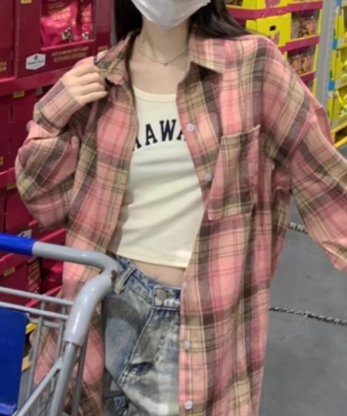 cammie(キャミー)の「格子チェックオーバーサイズシャツ(シャツ/ブラウス・レディース・ブラック/ピンク/ベージュ/ネイビー・M/L)」の14枚目の写真