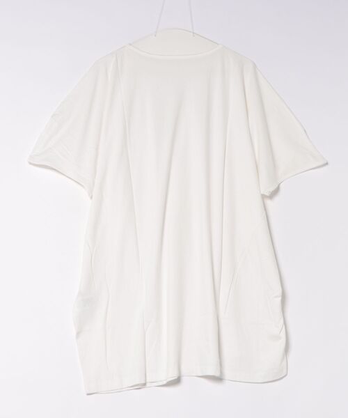 RCD(アールシーディー)の「チュニック丈アシメプルオーバー(Tシャツ/カットソー・レディース・ホワイト/ブラック/カーキ/チャコールグレー/ライトブラウン・LL~3L/M-L)」の6枚目の写真