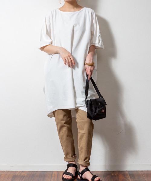 RCD(アールシーディー)の「チュニック丈アシメプルオーバー(Tシャツ/カットソー・レディース・ホワイト/ブラック/カーキ/チャコールグレー/ライトブラウン・LL~3L/M-L)」の20枚目の写真