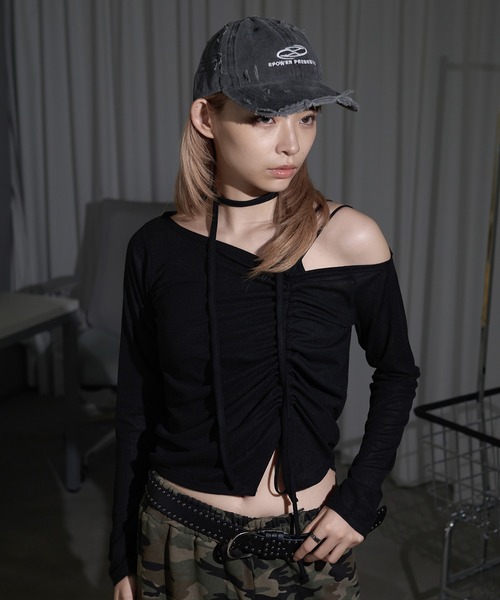 apres jour mignon(アプレジュールミニョン)の「タイ付きドロストオフショルロングトップス(Tシャツ/カットソー・レディース・グレー/チャコールグレー/ブラック・フリー/X-LARGE)」の4枚目の写真