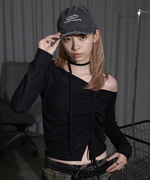 apres jour mignon(アプレジュールミニョン)の「タイ付きドロストオフショルロングトップス(Tシャツ/カットソー・レディース・グレー/チャコールグレー/ブラック・フリー/X-LARGE)」の10枚目の写真
