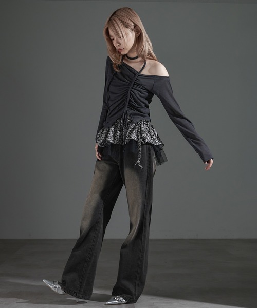 apres jour mignon(アプレジュールミニョン)の「タイ付きドロストオフショルロングトップス(Tシャツ/カットソー・レディース・グレー/チャコールグレー/ブラック・フリー/X-LARGE)」の18枚目の写真