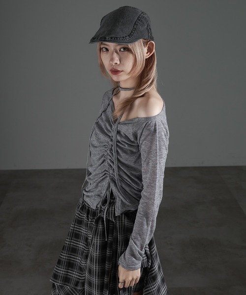 apres jour mignon(アプレジュールミニョン)の「タイ付きドロストオフショルロングトップス(Tシャツ/カットソー・レディース・グレー/チャコールグレー/ブラック・フリー/X-LARGE)」の21枚目の写真