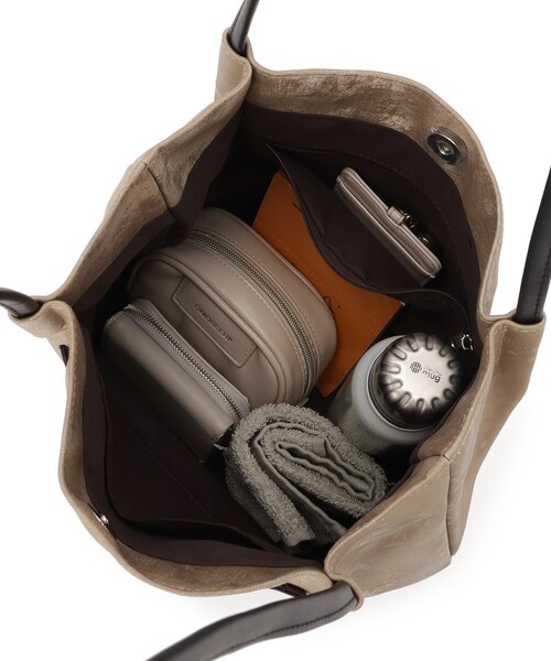 SHOO・LA・RUE（シューラルー）の「つまみハンドルトートバッグ（トートバッグ・レディース・シルバー/ベージュ系4/ブラック・00）」の19枚目の写真