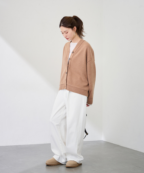 FRAMeWORK（フレームワーク）の「AQUA Vネックカーディガン（カーディガン/ボレロ・レディース・キャメル/グレー・FREE）」の12枚目の写真