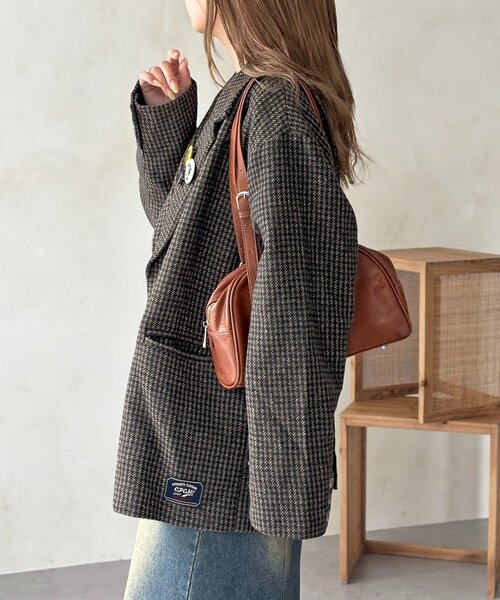 CPCM（シーピーシーエム）の「缶バッジ付きツイードテーラードジャケット（テーラードジャケット・レディース・ブラウン系その他/グレー/ブラウン・FREE/LARGE）」の5枚目の写真