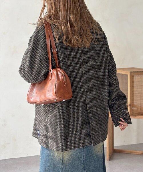 缶バッジ付きツイードテーラードジャケット（テーラードジャケット