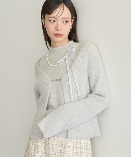 earth music&ecology（アースミュージックアンドエコロジー）の「SET2点チャーム付きシャギーニット＋インナー（ニット/セーター・レディース・ライトグレー/チャコールグレー/ライトベージュ/ピンクベージュ・FREE）」の3枚目の写真