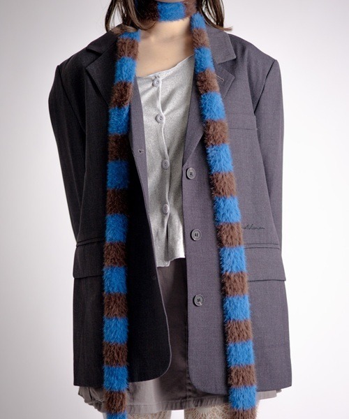 Vini（ヴィニ）の「【Vini】ミックスボーダー ニットマフラー/ロングストール（マフラー・レディース・ブラック/ブルー/グリーン・FREE）」の3枚目の写真