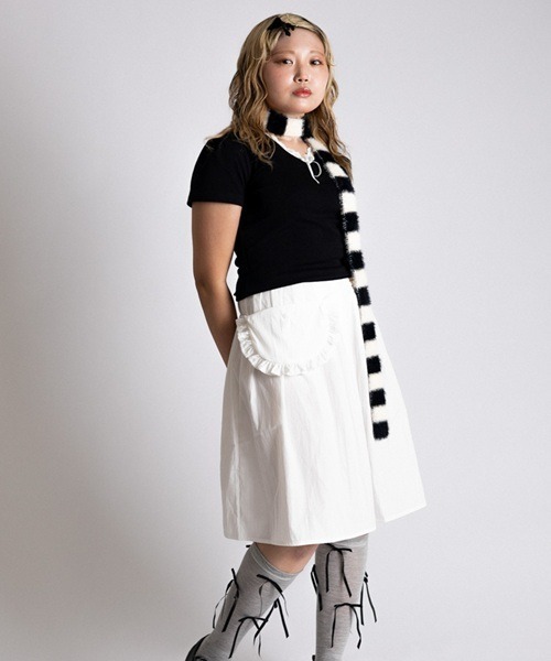 Vini（ヴィニ）の「【Vini】ミックスボーダー ニットマフラー/ロングストール（マフラー・レディース・ブラック/ブルー/グリーン・FREE）」の5枚目の写真