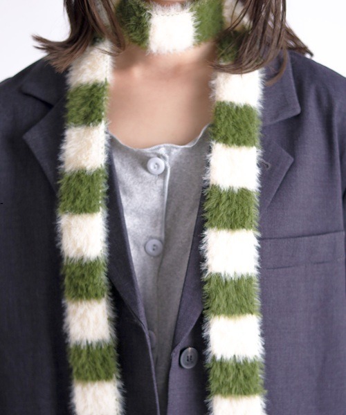 Vini（ヴィニ）の「【Vini】ミックスボーダー ニットマフラー/ロングストール（マフラー・レディース・ブラック/ブルー/グリーン・FREE）」の13枚目の写真
