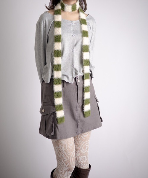 Vini（ヴィニ）の「【Vini】ミックスボーダー ニットマフラー/ロングストール（マフラー・レディース・ブラック/ブルー/グリーン・FREE）」の15枚目の写真