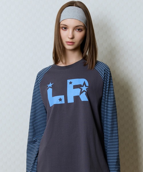 LUVISTRUE(ラヴイズトゥルー)の「GT STAR LR TEE(Tシャツ/カットソー・レディース・チャコール/ブラウン/ブラック・FREE)」の3枚目の写真