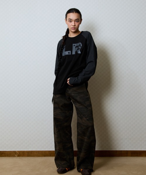LUVISTRUE(ラヴイズトゥルー)の「GT STAR LR TEE(Tシャツ/カットソー・レディース・チャコール/ブラウン/ブラック・FREE)」の6枚目の写真