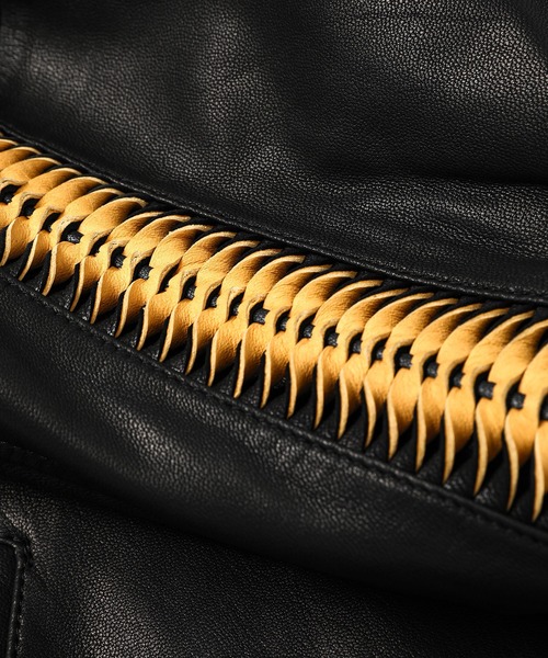 WhoWhat（フーワット）の「LEATHER SHARK COACH JACKET（その他アウター・メンズ・ブラック・L/M）」の4枚目の写真