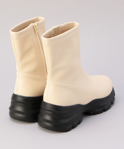 coen(コーエン)の「やわらかスニーカーブーツ(ブーツ・レディース・ブラック/オフホワイト・22.5cm/23.5cm/24.5cm)」の6枚目の写真
