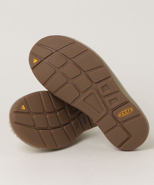 KEEN(キーン)の「【公式】UNEEK / ユニーク / メンズ スニーカーサンダル(スニーカー・メンズ・ホワイト系その他・26cm/26.5cm/27cm/27.5cm/28cm/25cm/25.5cm/31cm/30cm/29cm/28.5cm)」の6枚目の写真