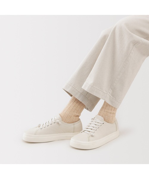 MUJI Labo（ムジラボ）の「〔MUJI Labo〕婦人　足なり直角　日本で編みたてたウール混ローゲージ靴下（ソックス/靴下・レディース・アイボリー/ライトベージュ/ブラウン系/チャコールグレー/ダークブラウン・23-25cm）」の10枚目の写真