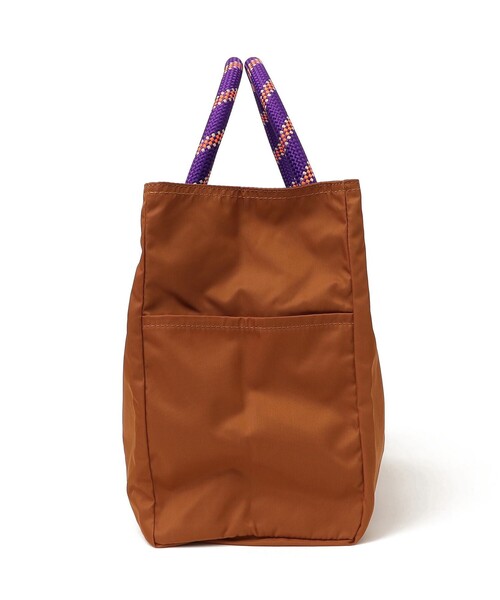 SHIPS(シップス)の「NOMADIS:SAC2 W/16(トートバッグ・レディース・ブラック/オレンジ・ONE SIZE)」の3枚目の写真