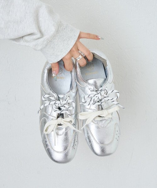 ホワイト/シルバー レースデザイン スニーカー　新品未使用！ 先行予約開始】 ビューティー&ユース × アディダス オリジナルス ZX750