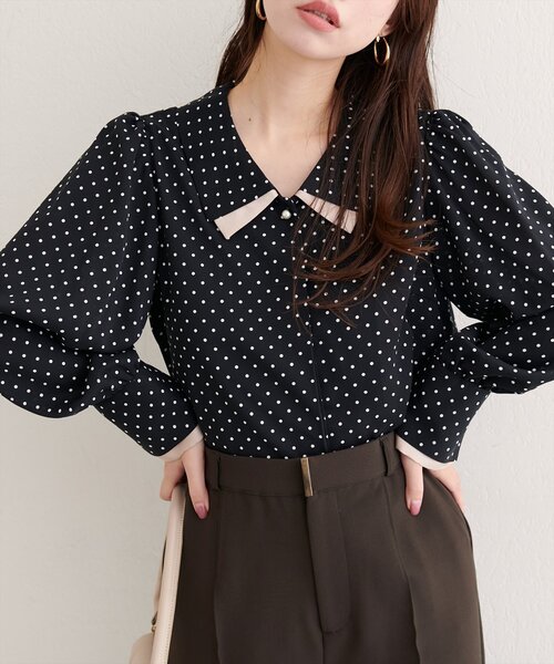 natural couture(ナチュラルクチュール)の「【WEB限定】〈osono〉重ね衿配色ブラウス(シャツ/ブラウス・レディース・その他2/その他1/ネイビー/モカ/チャコールグレー/オフホワイト・FREE)」の7枚目の写真